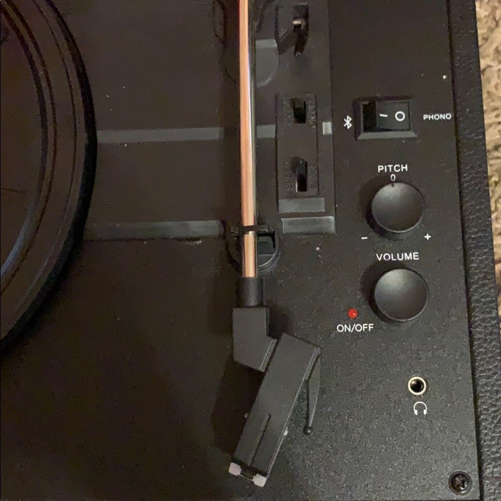 Crosley record player - Picture 2 of 5